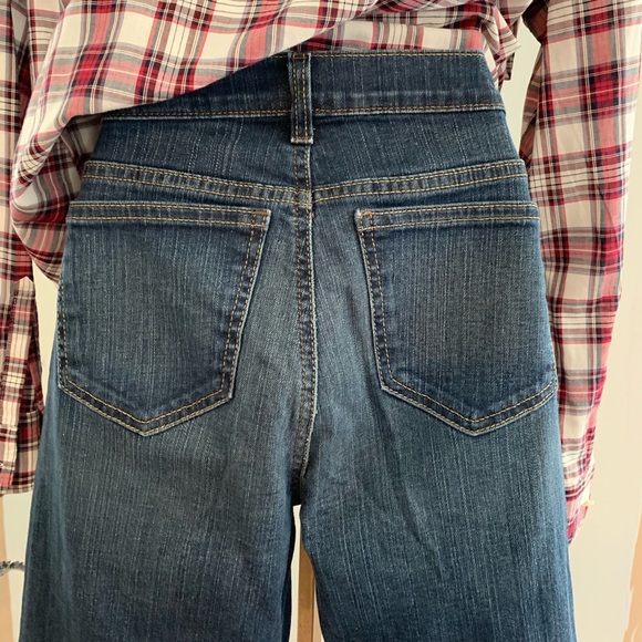 DKNY SOHO Medium Wash 5 Pocket Boot Cut Jeans - Picture 3 of 7